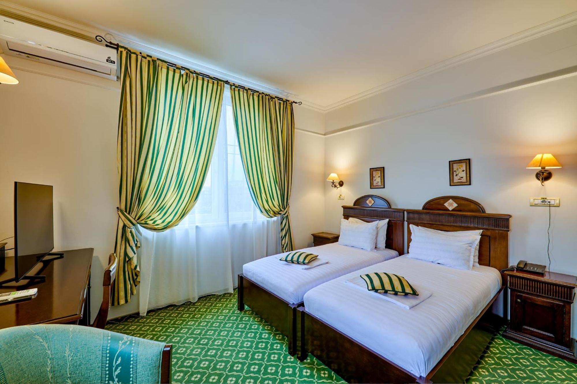 Hotel Classico ทิมิชัวรา ภายนอก รูปภาพ