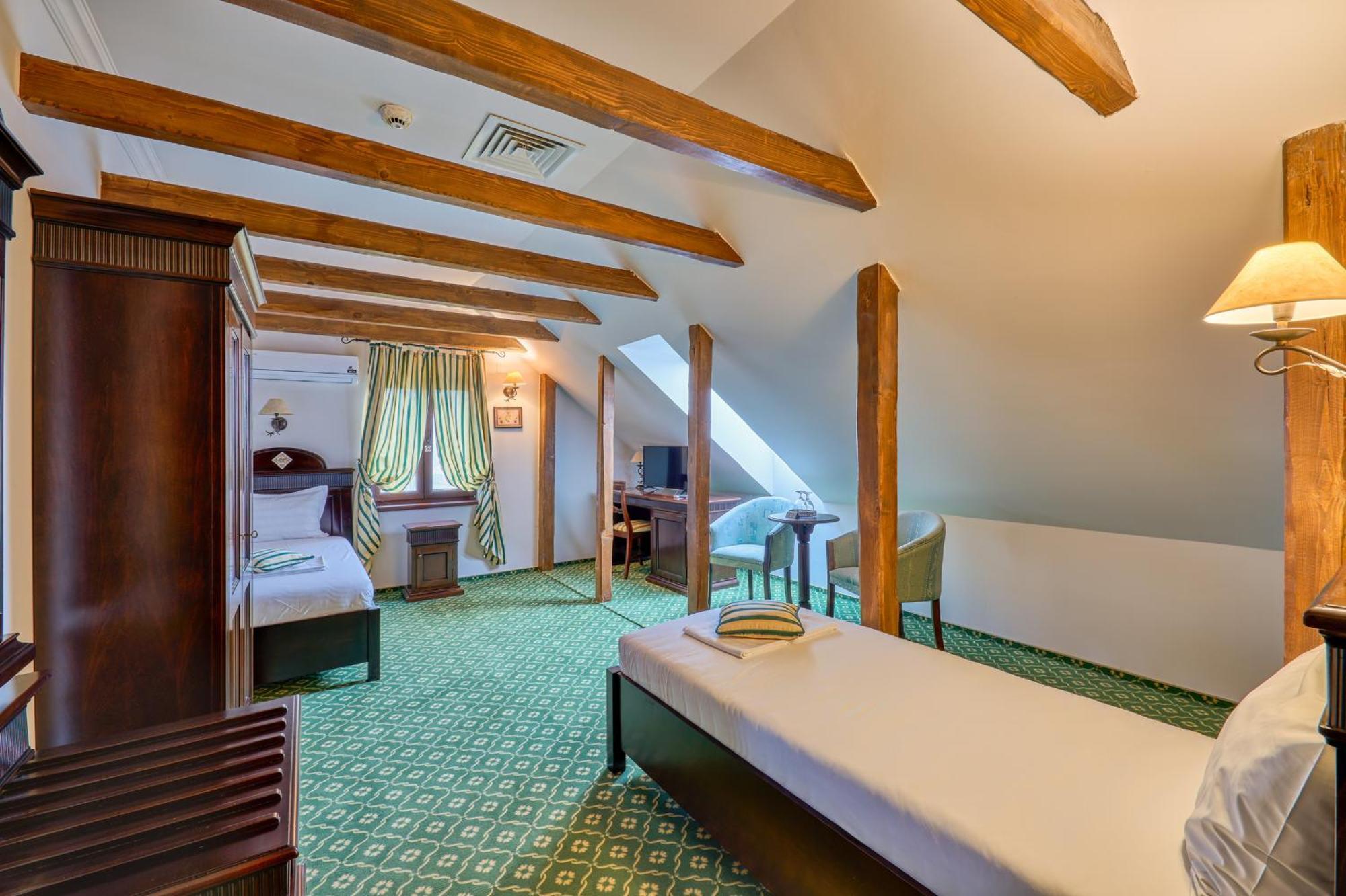 Hotel Classico ทิมิชัวรา ภายนอก รูปภาพ