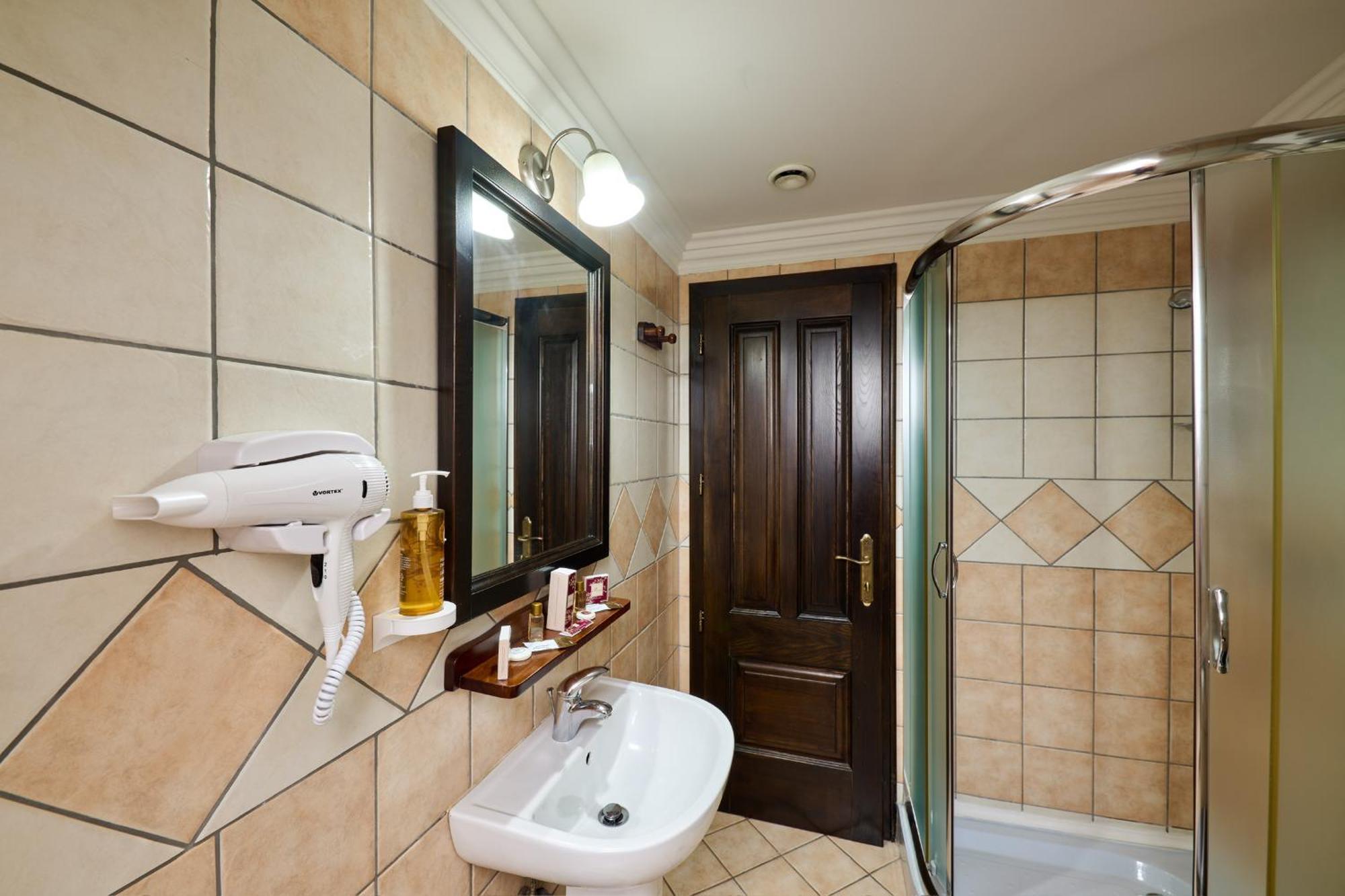 Hotel Classico ทิมิชัวรา ภายนอก รูปภาพ