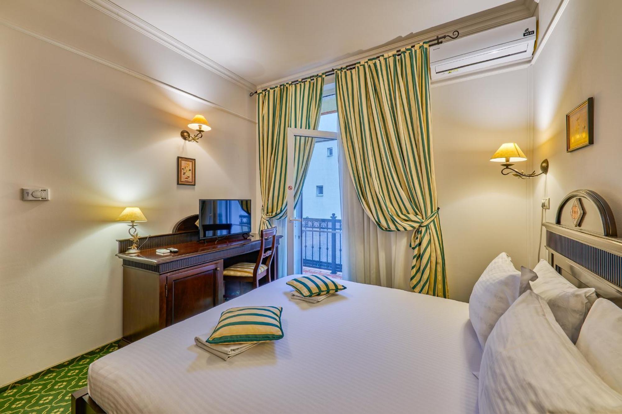 Hotel Classico ทิมิชัวรา ภายนอก รูปภาพ