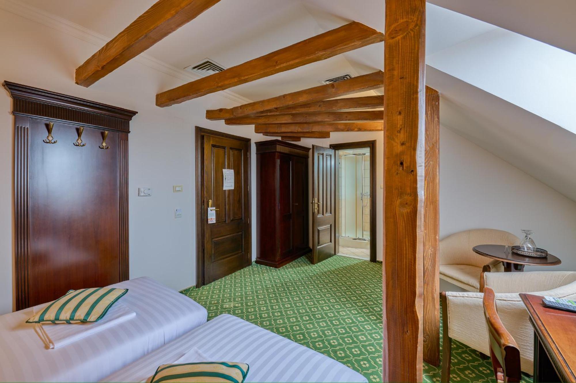 Hotel Classico ทิมิชัวรา ภายนอก รูปภาพ
