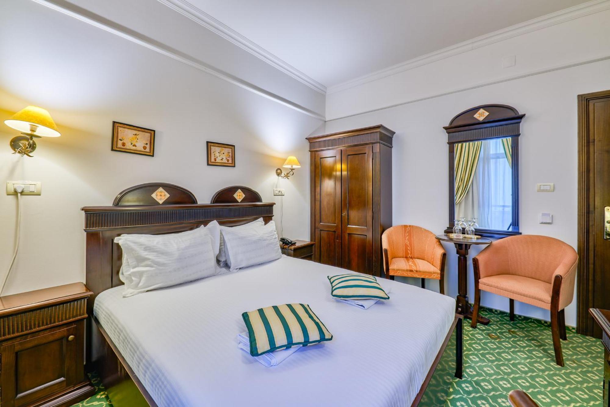 Hotel Classico ทิมิชัวรา ภายนอก รูปภาพ
